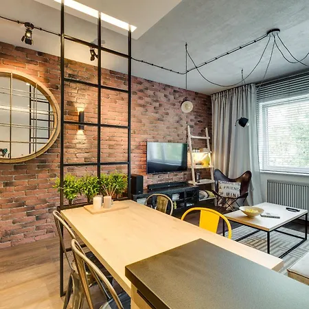 Tespis - Francuska Atal Park Premium Apartmán Katovice